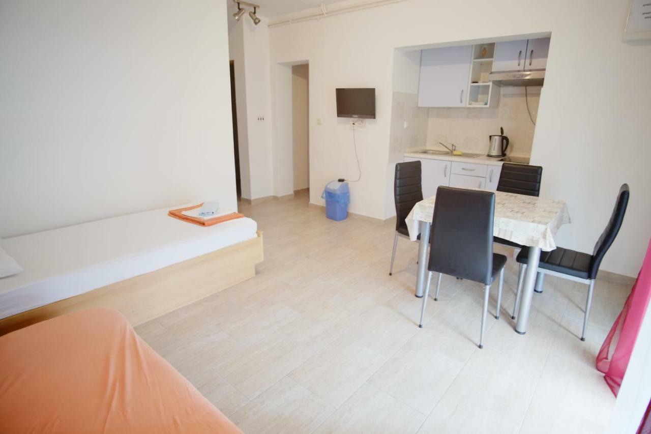 Apartment Gordana Drage Exterior photo