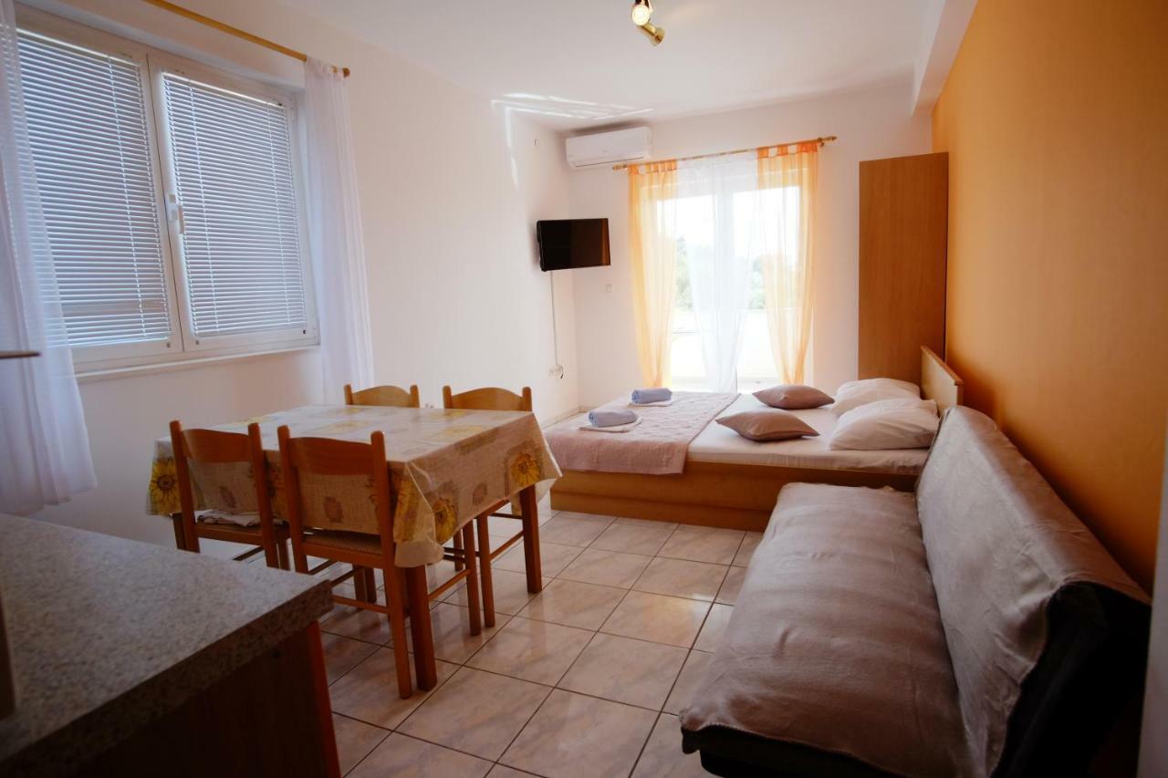 Apartment Gordana Drage Exterior photo